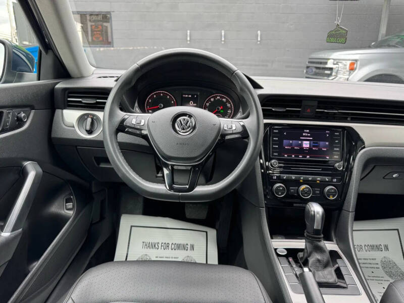 2022 Volkswagen Passat SE