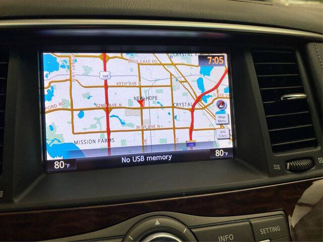 2017 Nissan Armada SV