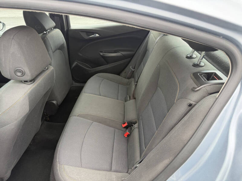 2017 Chevrolet Cruze LS Manual