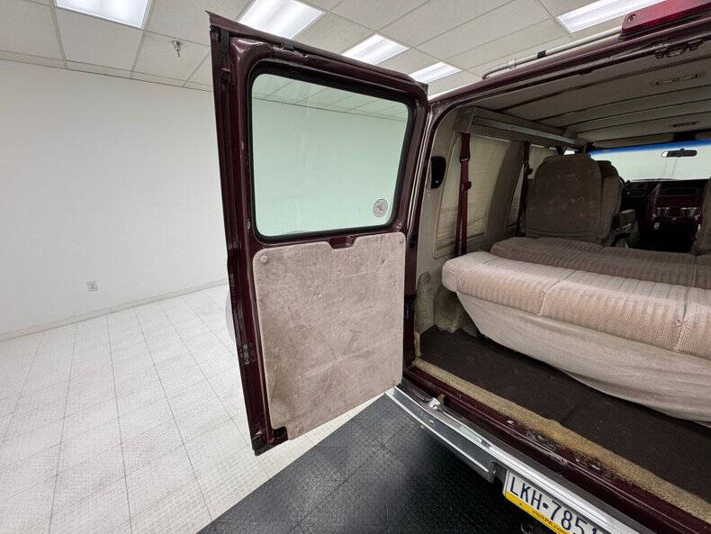 1993 Chevrolet Chevy Van G20