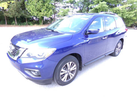 2017 Nissan Pathfinder SV