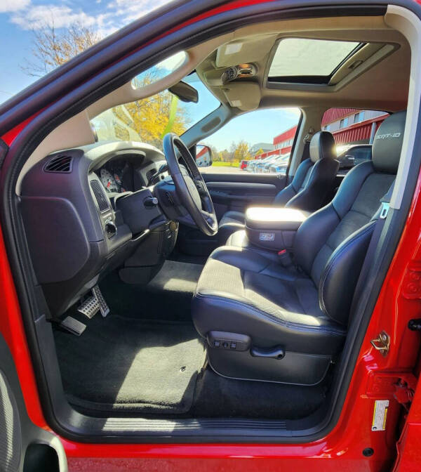 2005 Dodge Ram 1500 SRT-10