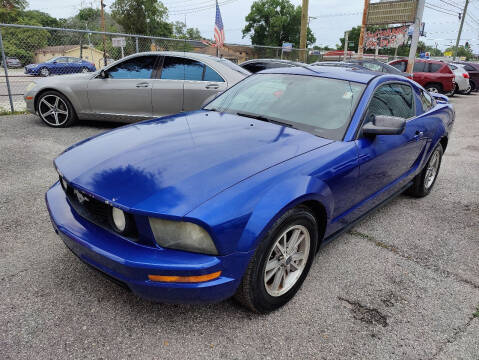 2005 Ford Mustang for sale at Advance Import in Tampa FL