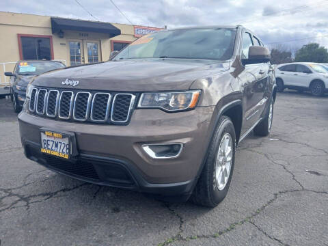 2018 Jeep Grand Cherokee Laredo E