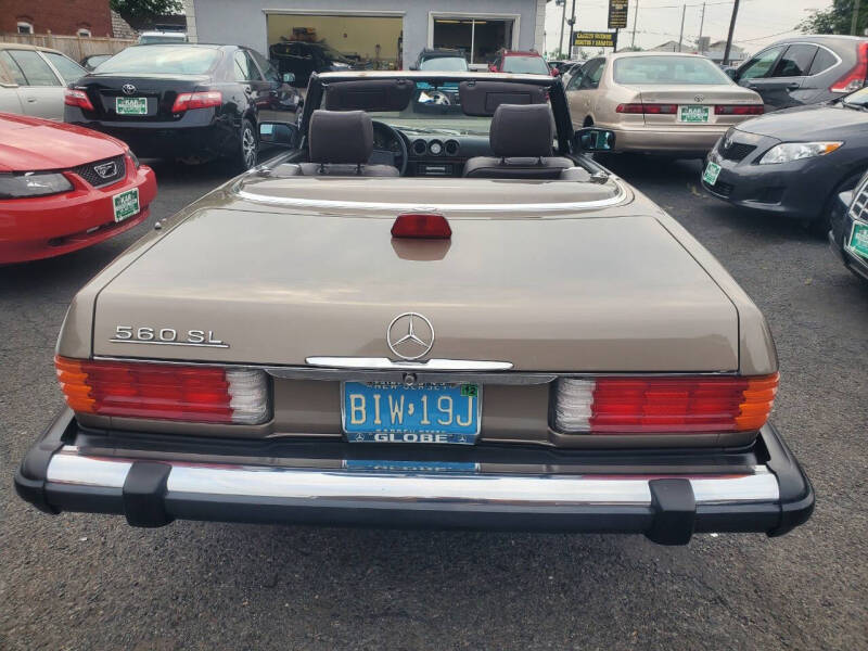 1987 Mercedes-Benz 560-Class 560 SL