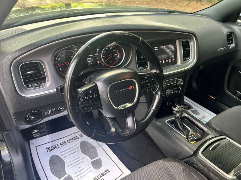 2019 Dodge Charger SXT