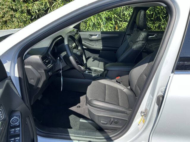 2025 Ford Escape Plug-In Hybrid PHEV