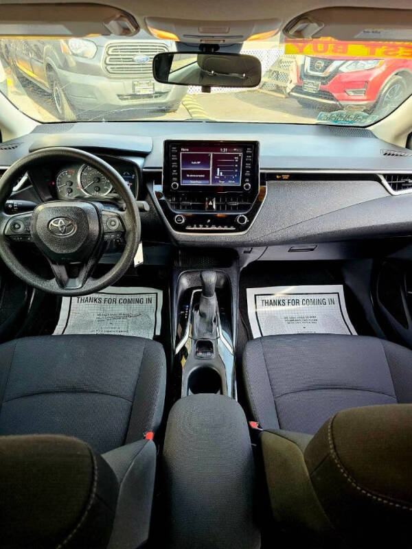 2020 Toyota Corolla LE