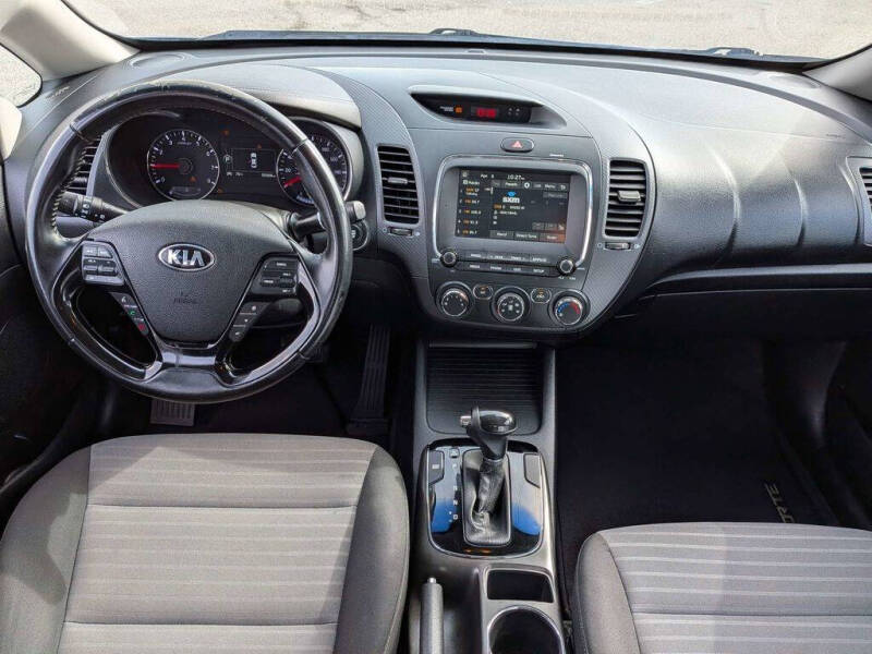 2017 Kia Forte S