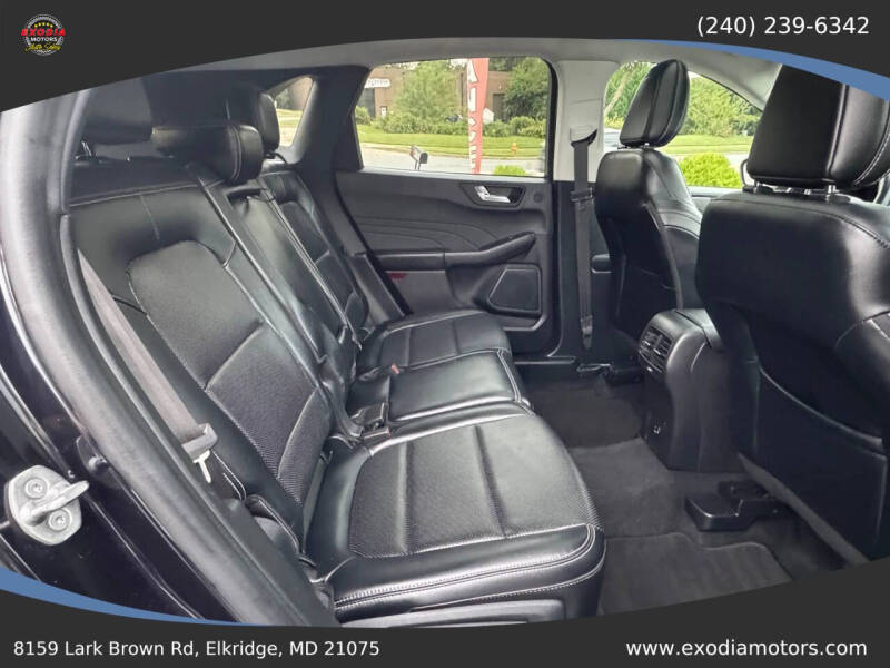 2021 Ford Escape Titanium