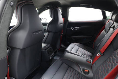 2022 Audi RS e-tron GT quattro