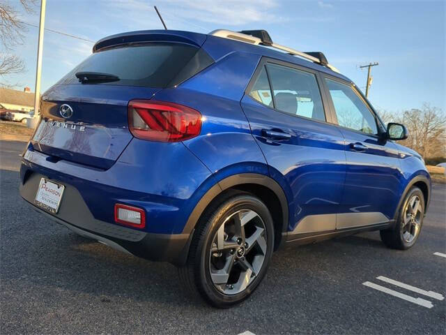 2023 Hyundai Venue SEL