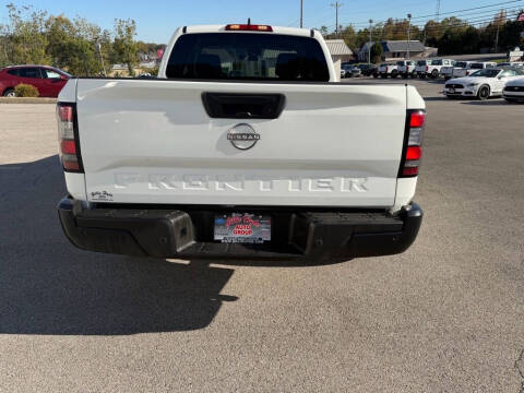 2023 Nissan Frontier S