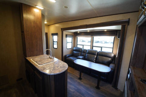 2017 Cruiser RV Stryker 3010