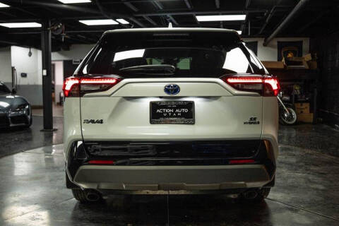 2024 Toyota RAV4 Hybrid SE