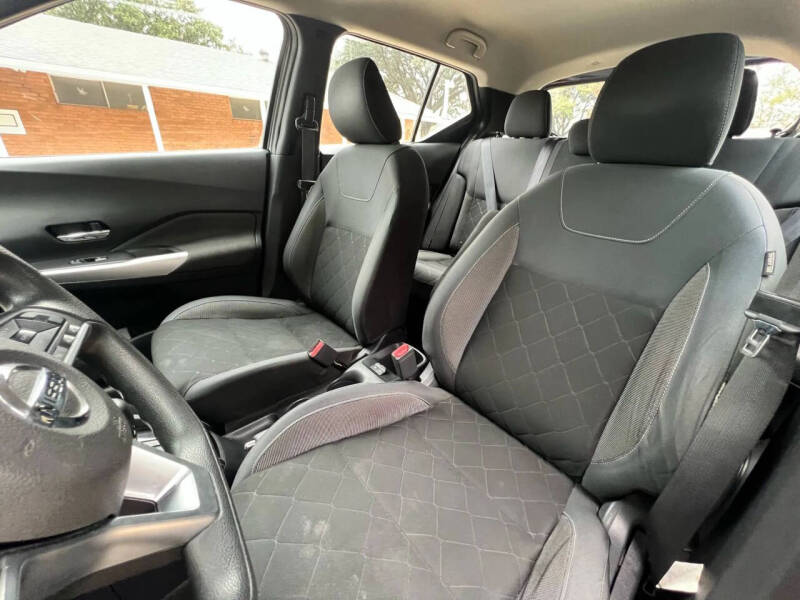 2020 Nissan Kicks SV