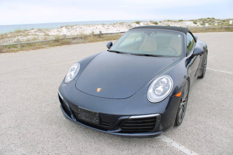 2018 Porsche 911 Carrera