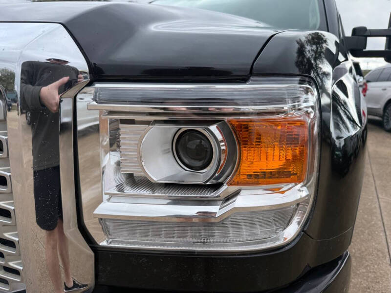 2015 GMC Sierra 2500HD Denali