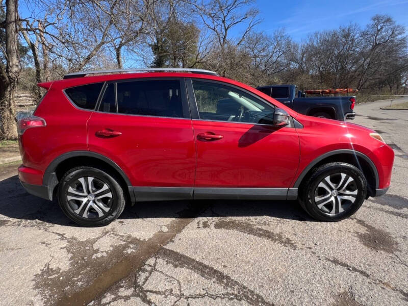 2016 Toyota RAV4 LE