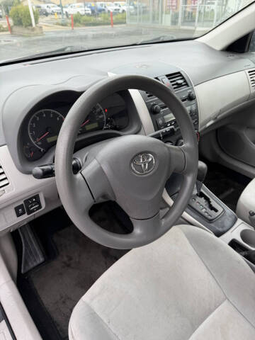 2009 Toyota Corolla LE