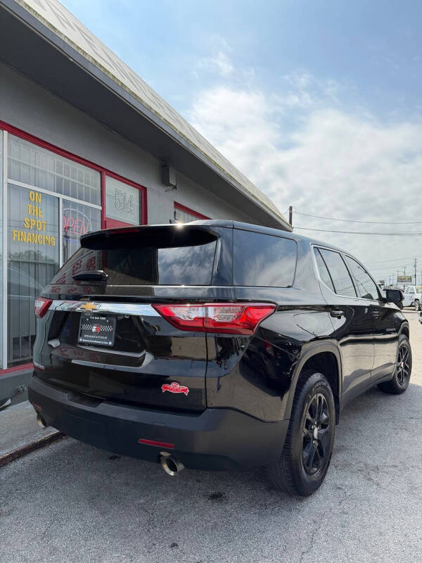 2021 Chevrolet Traverse LS