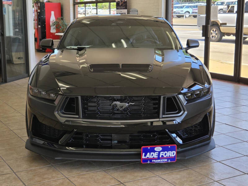 2025 Ford Mustang Dark Horse