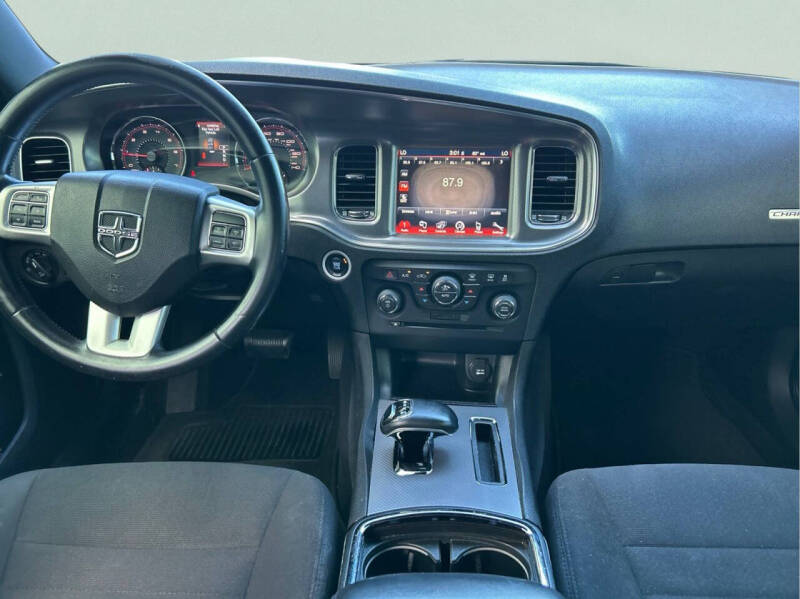 2014 Dodge Charger SXT