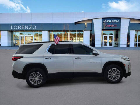 2022 Chevrolet Traverse LT Cloth