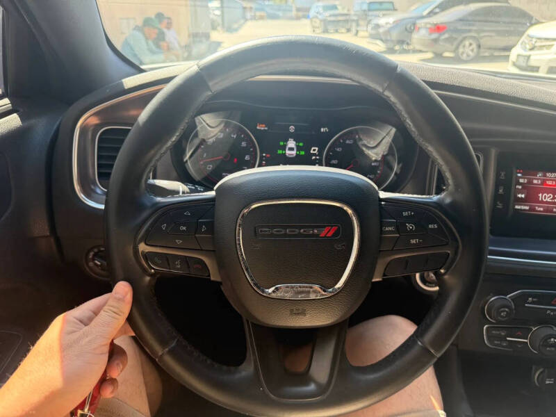 2016 Dodge Charger SE