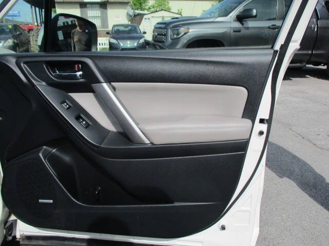 2015 Subaru Forester i Limited - Photo 29