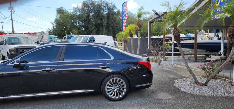 2018 Genesis G90