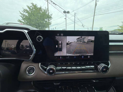 2024 GMC Canyon Denali