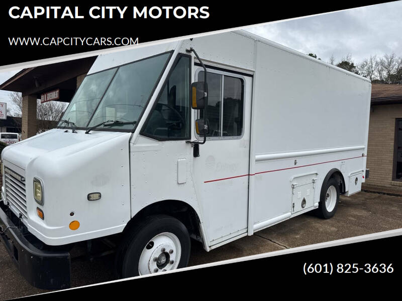 2012 Freightliner MT45 Chassis