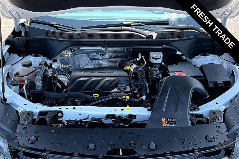 2025 Chevrolet Trax RS