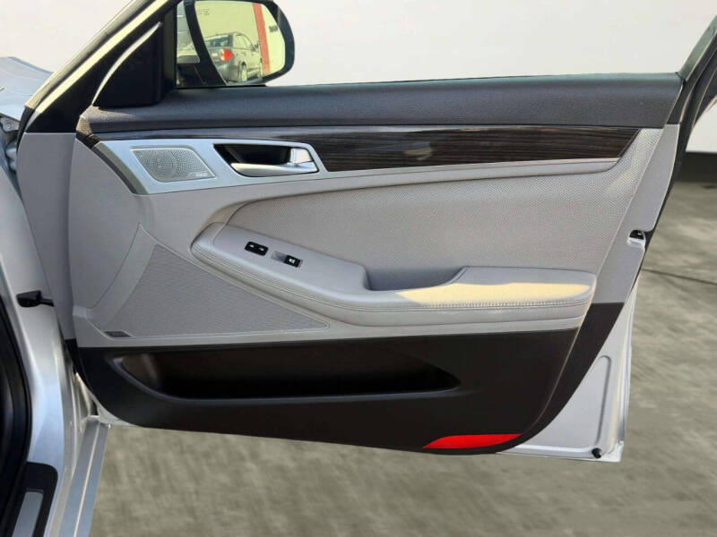 2018 Genesis G80 3.8