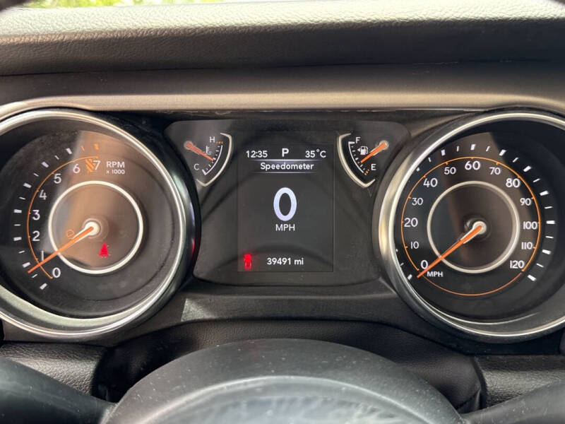 2023 Jeep Gladiator