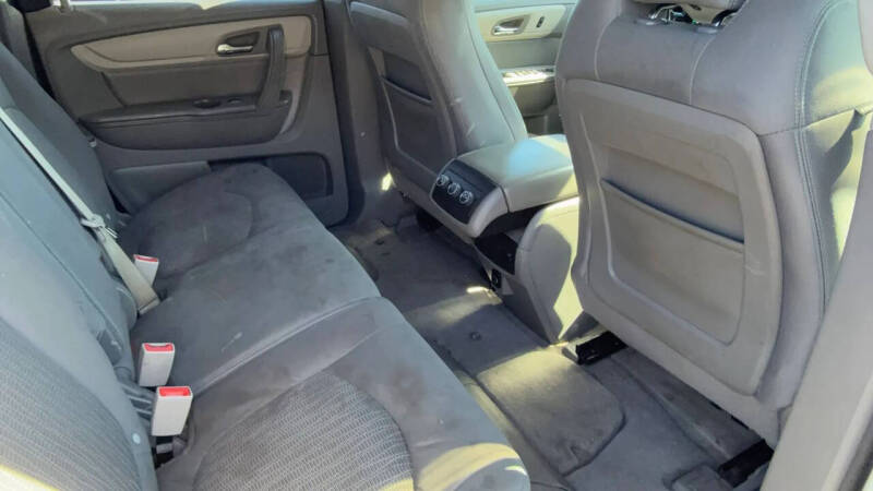 2017 Chevrolet Traverse LT