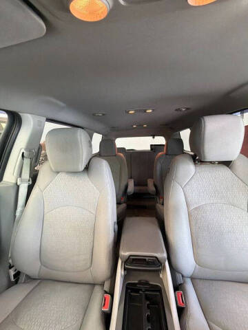 2016 GMC Acadia SLE-2