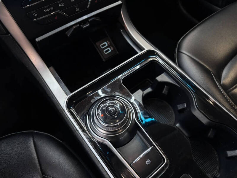 2020 Ford Edge