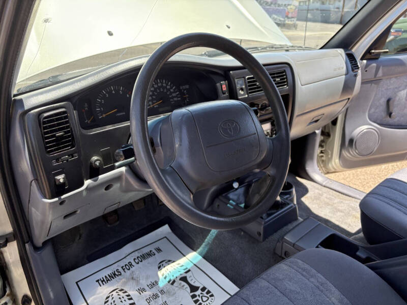 2000 Toyota Tacoma SR5