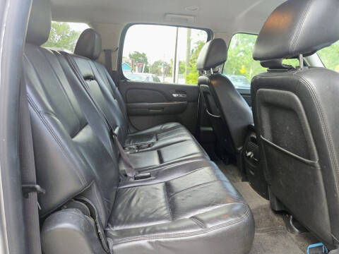 2014 Chevrolet Suburban LT
