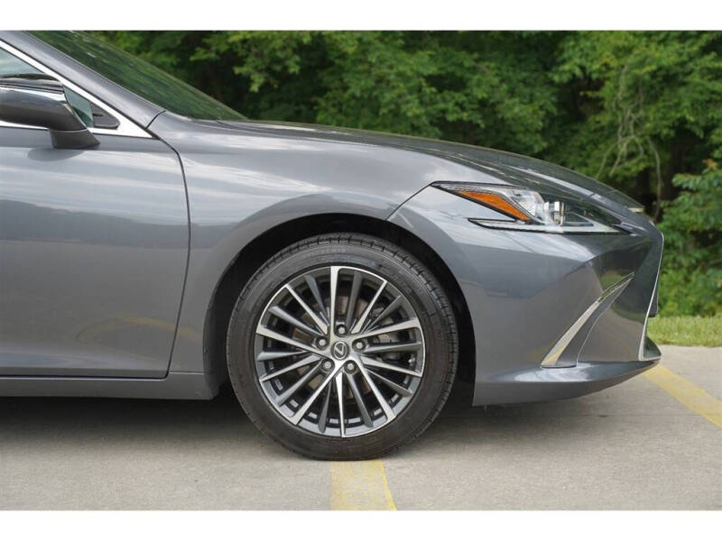 2022 Lexus ES 350