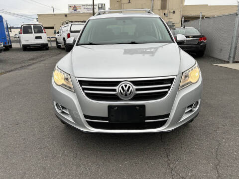 2011 Volkswagen Tiguan S 4Motion