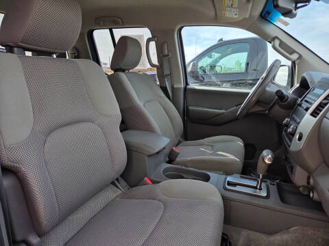 2012 Nissan Frontier SV V6