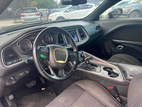 2019 Dodge Challenger SXT