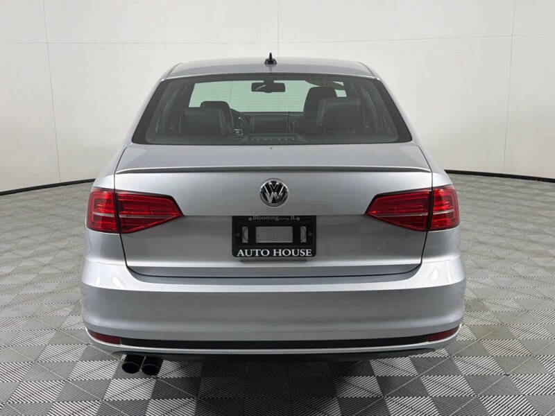 2015 Volkswagen Jetta