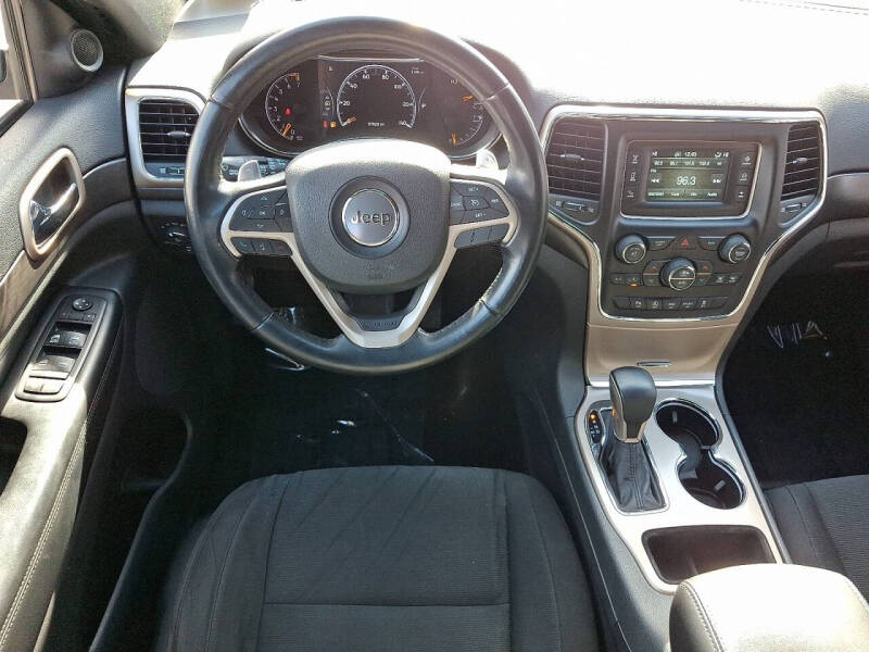 2016 Jeep Grand Cherokee Laredo