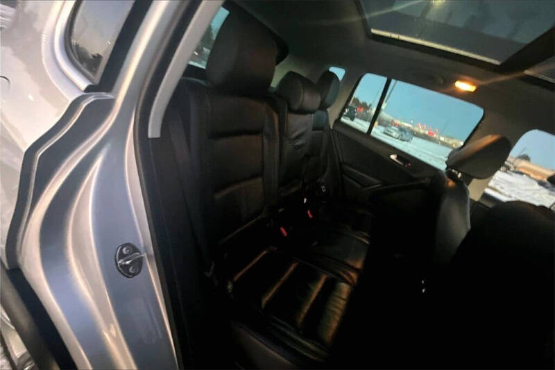 2017 Volkswagen Tiguan 2.0T Sport 4Motion