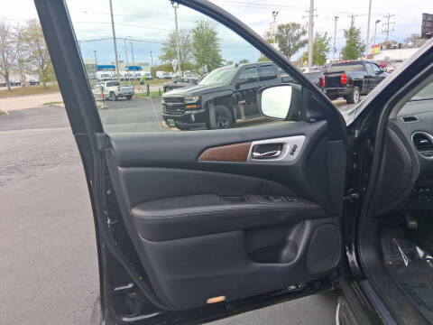 2018 Nissan Pathfinder Platinum