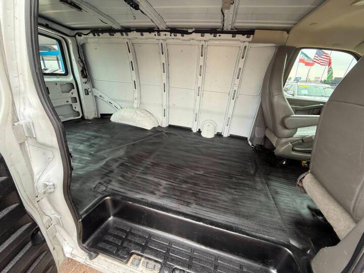 2020 Chevrolet Express 2500